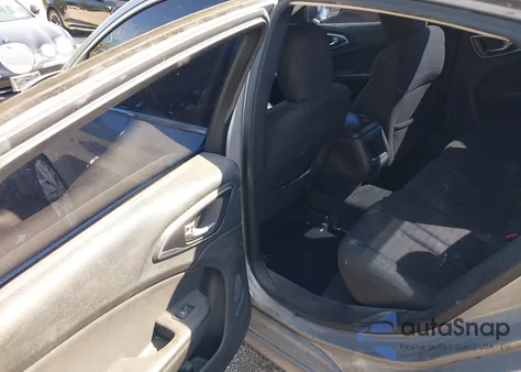 2015 Chrysler 200 Limited from USA, damaged, VIN 1C3CCCAB5FN593375